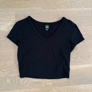 Cropped wild fable black t-shirt